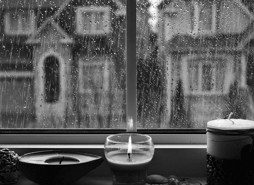 rainy day candle